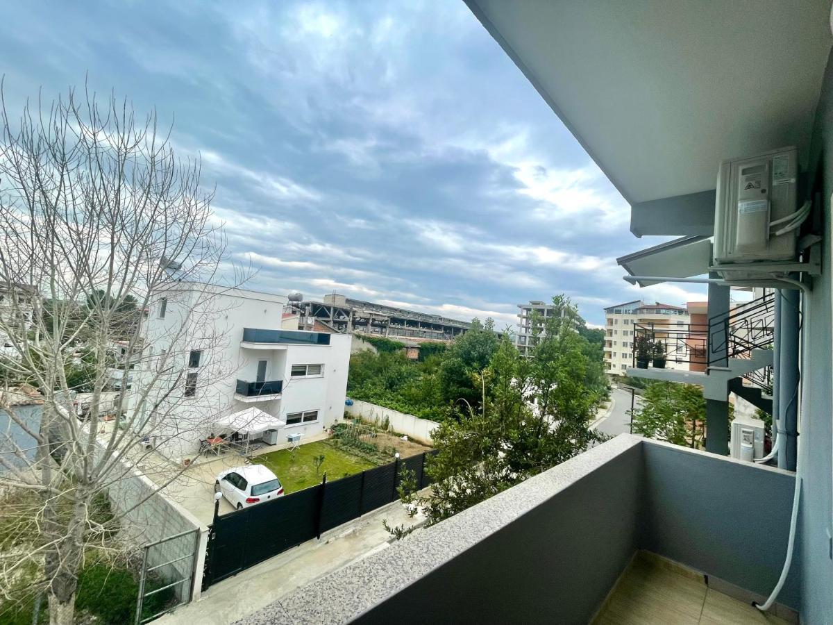 Lumturi Resident Lägenhet Durrës Exteriör bild